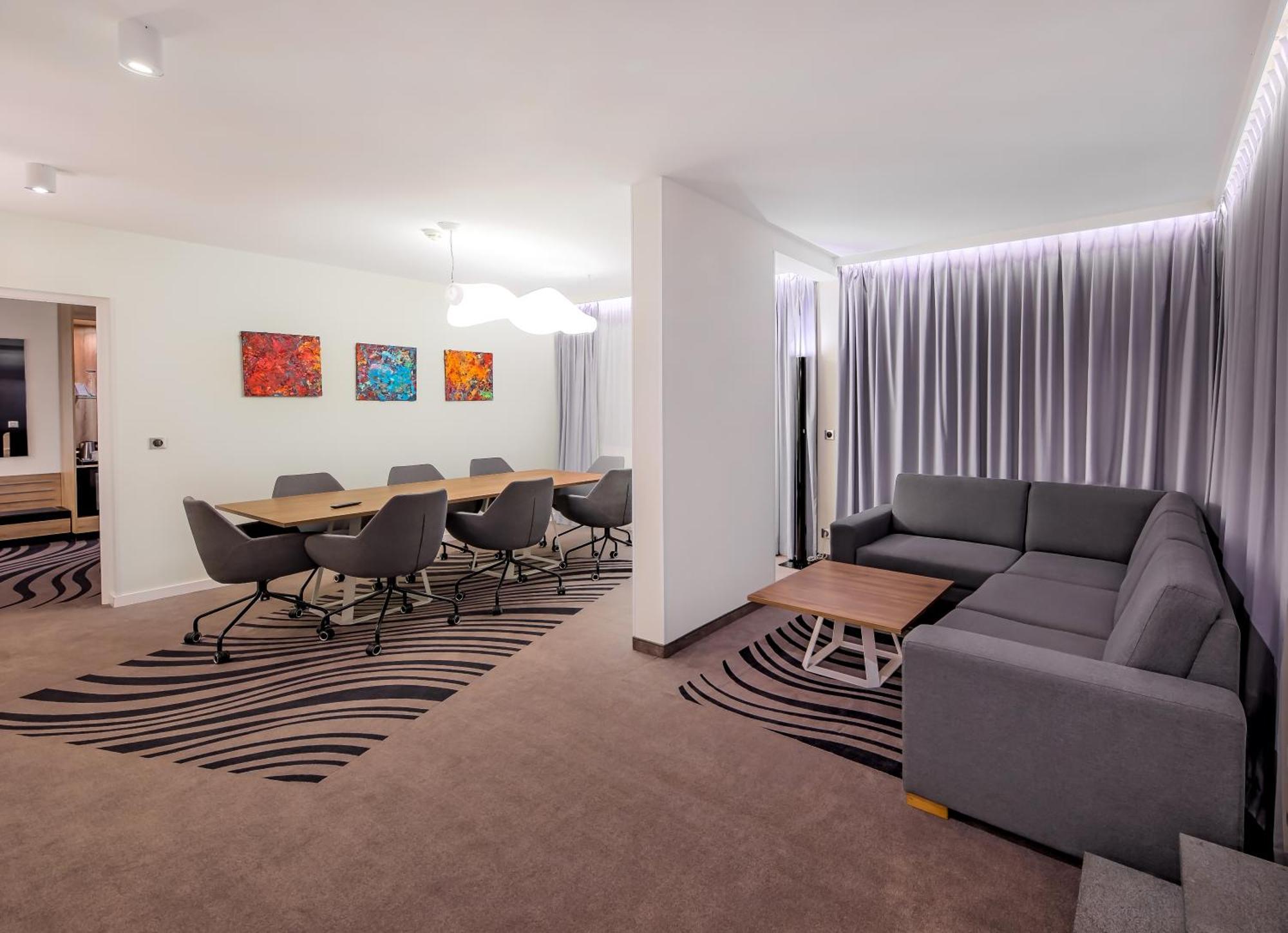 Novotel Krakow Centrum Екстериор снимка