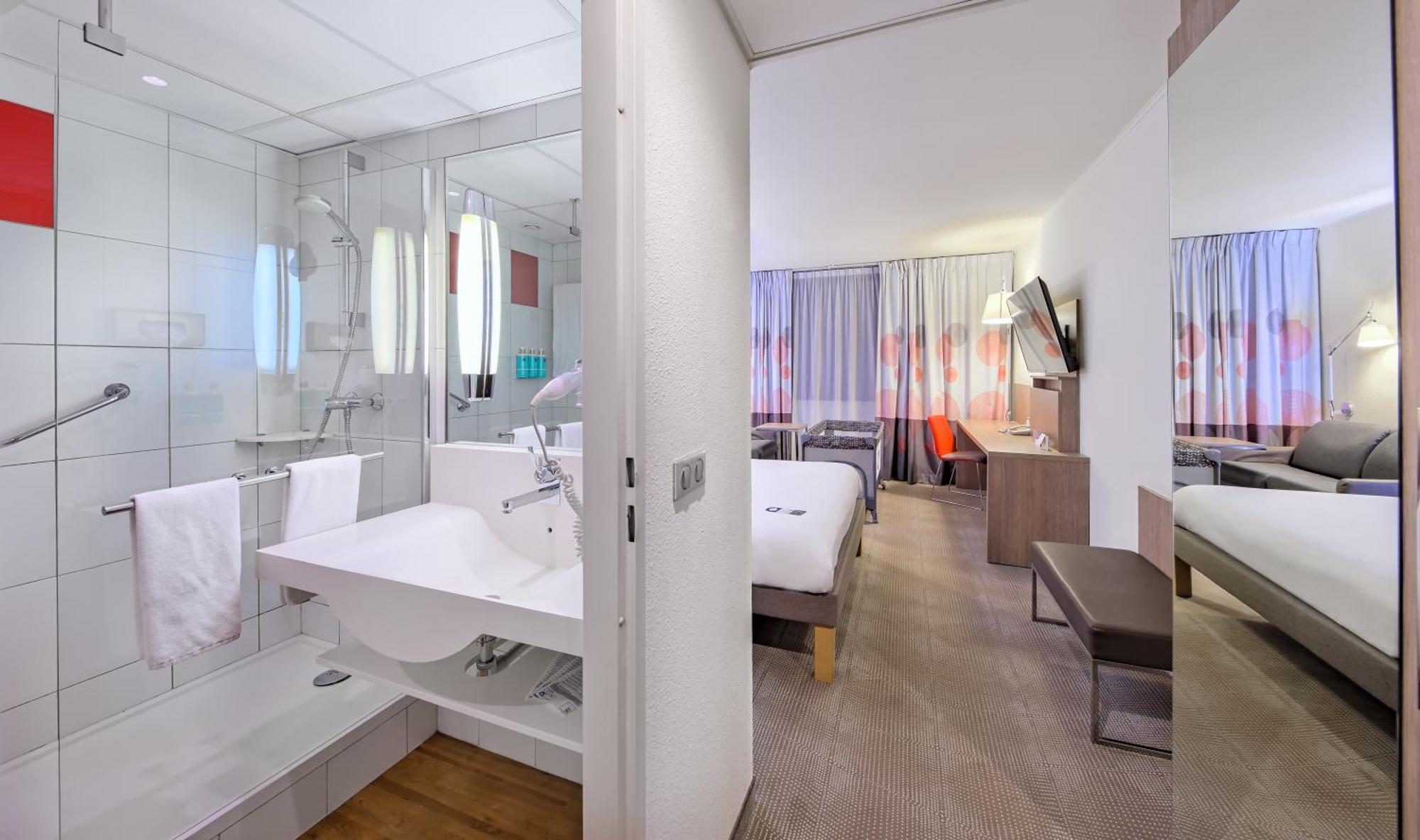 Novotel Krakow Centrum Екстериор снимка