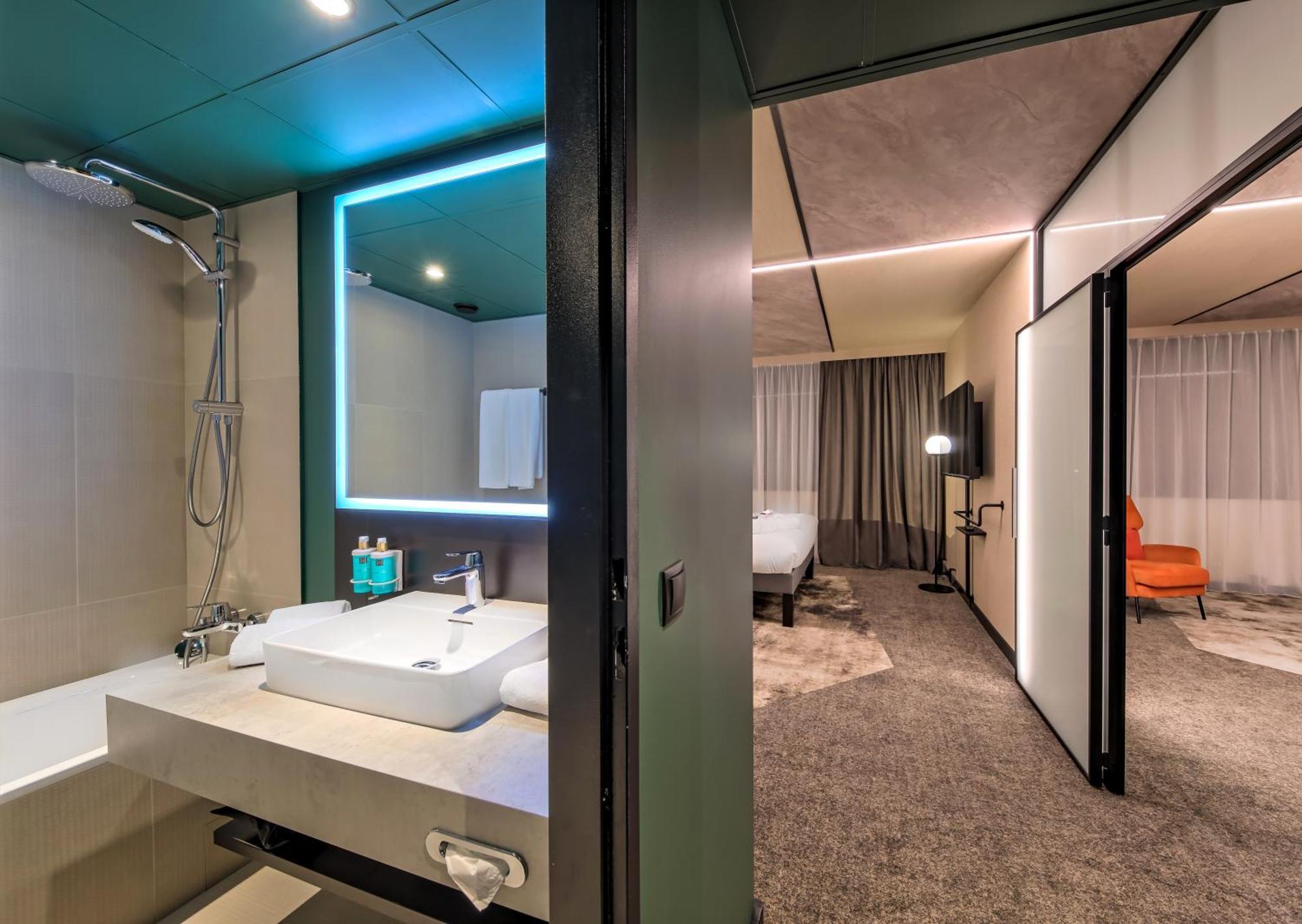 Novotel Krakow Centrum Екстериор снимка